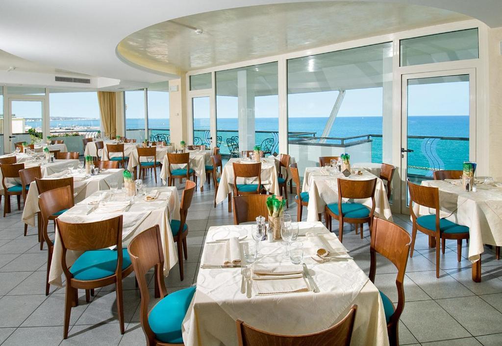 Hotel Majestic Gabicce Mare Εξωτερικό φωτογραφία