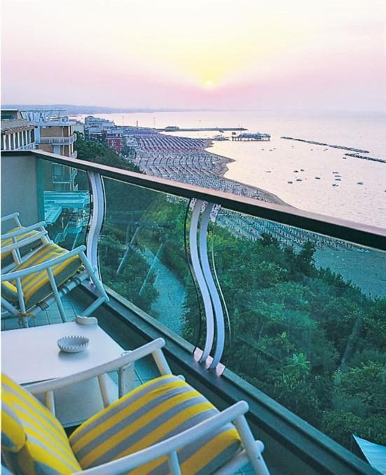Hotel Majestic Gabicce Mare Εξωτερικό φωτογραφία