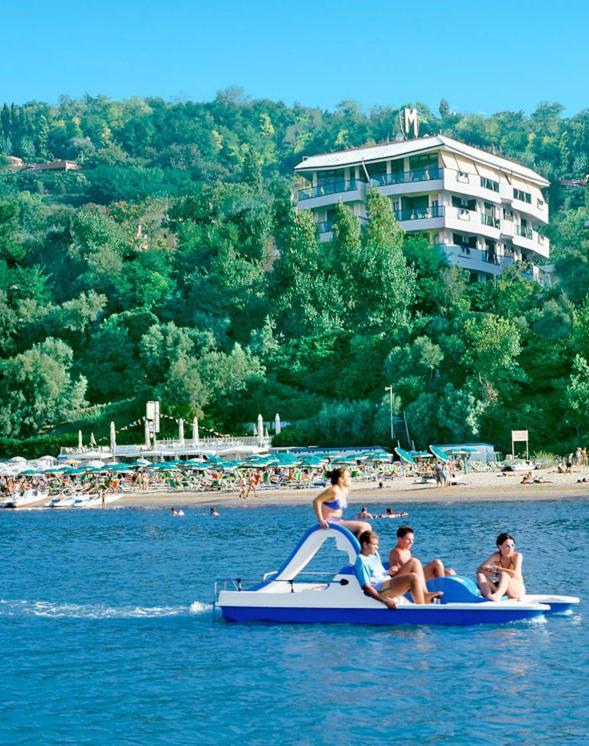 Hotel Majestic Gabicce Mare Εξωτερικό φωτογραφία