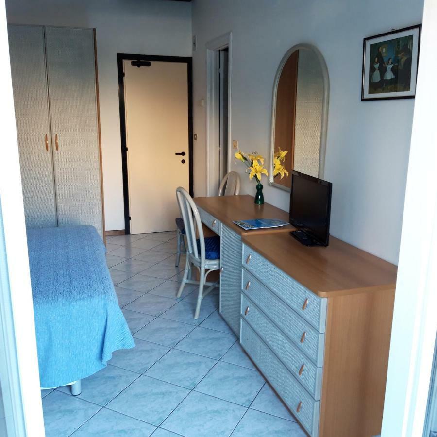Hotel Majestic Gabicce Mare Δωμάτιο φωτογραφία